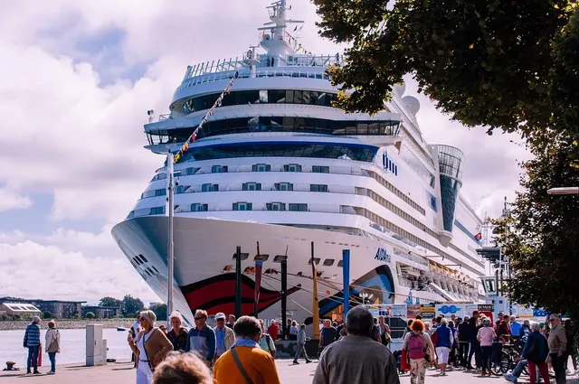 Legacy Cruise: From 115 USD/person
