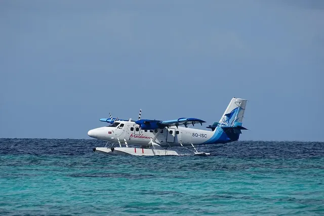 Seaplane Hanoi - Halong: 268 USD/  pax