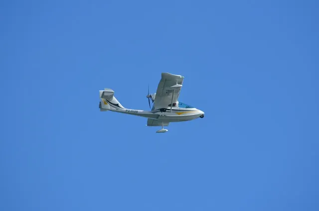 Seaplane to Halong Bay - 1 Night Bhaya Cruise: 1,050 USD/ pax