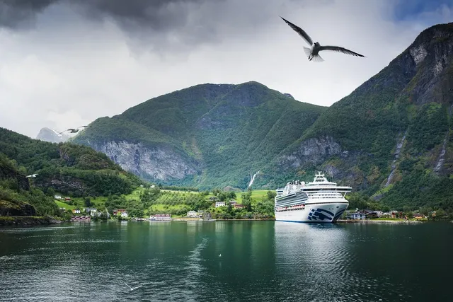 A Class Cruise Heritage Discovery: From 120 USD/ pax