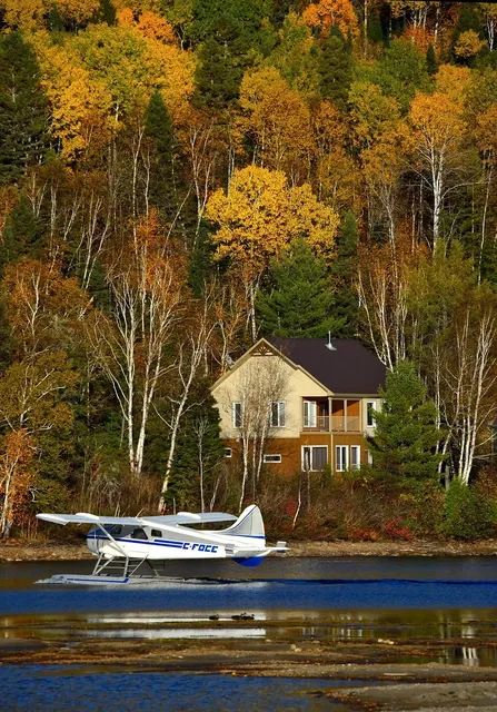 Seaplane Hanoi - Halong: 268 USD/  pax