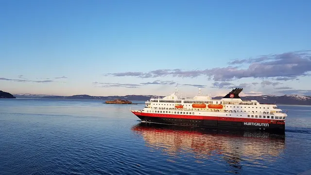 Indochina Sails: From 155 USD/ pax