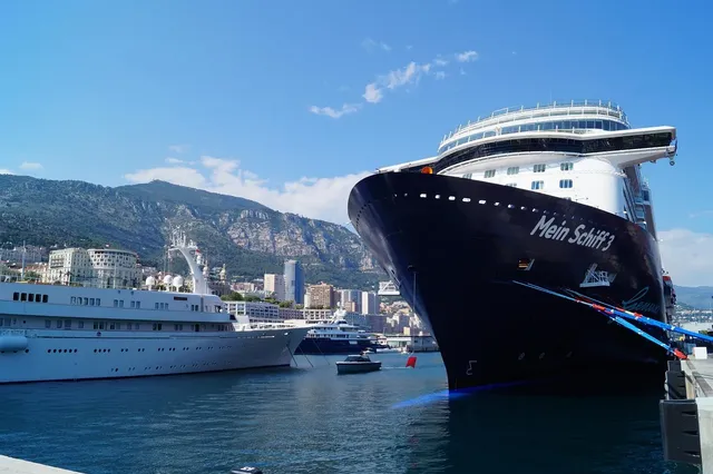 Cristina Diamond Cruise: From 140 USD/person
